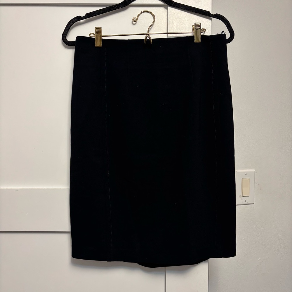 Aritzia Babaton Black Pencil Skirt